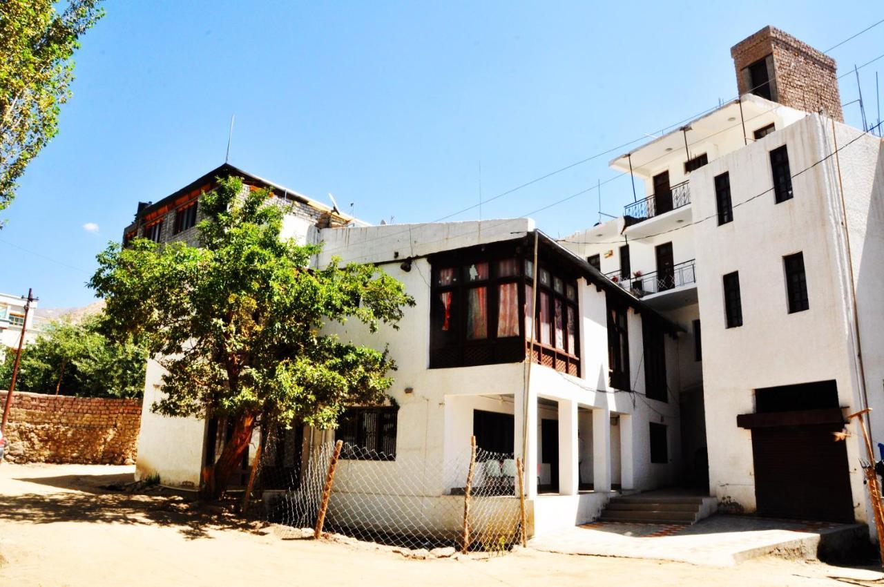 Hotel Jan Palace Leh Exterior foto
